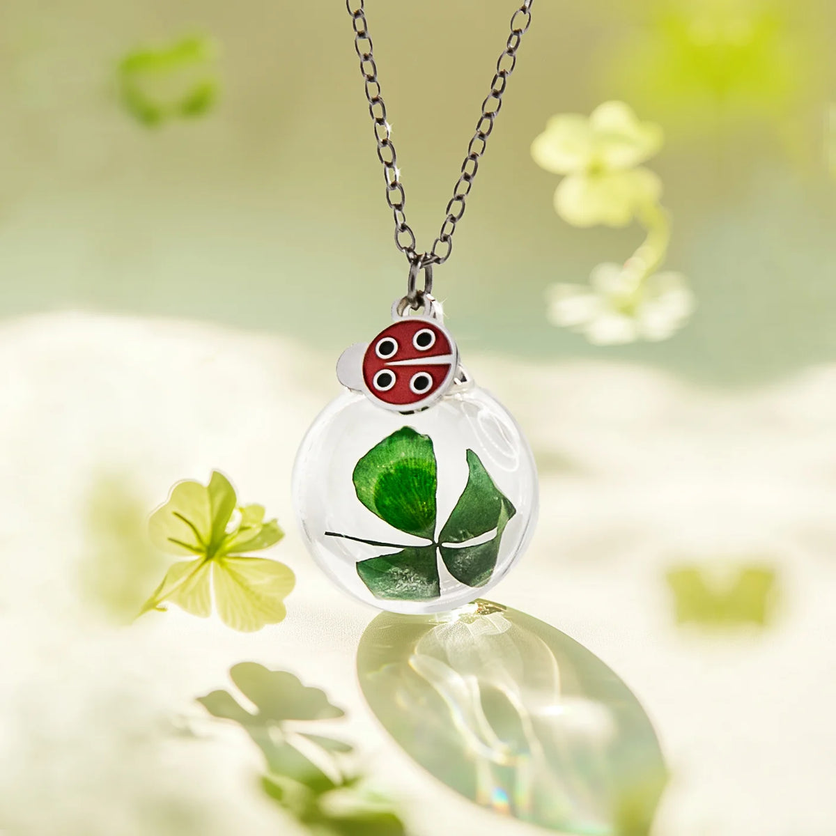 Collana in Acciaio Mad Tea collezione: Il giardino dei desideri - QUADRIFOGLIO - GDC002