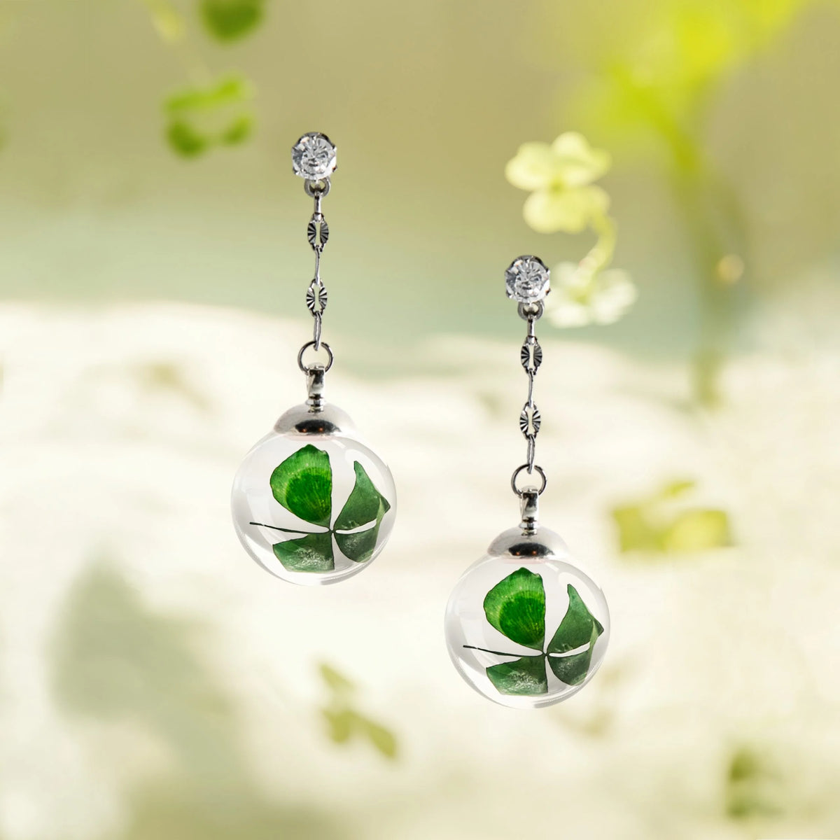 Orecchini in Acciaio Mad Tea collezione: Il giardino dei desideri - QUADRIFOGLIO - GDO002