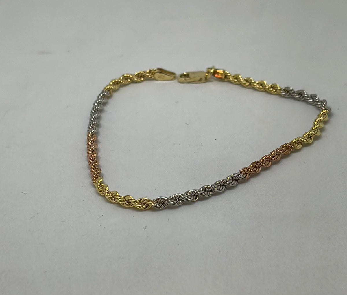 Bracciale in oro 750/1000 - 18 carati colore giallo, bianco e rosa - 19 centimetri - BO017