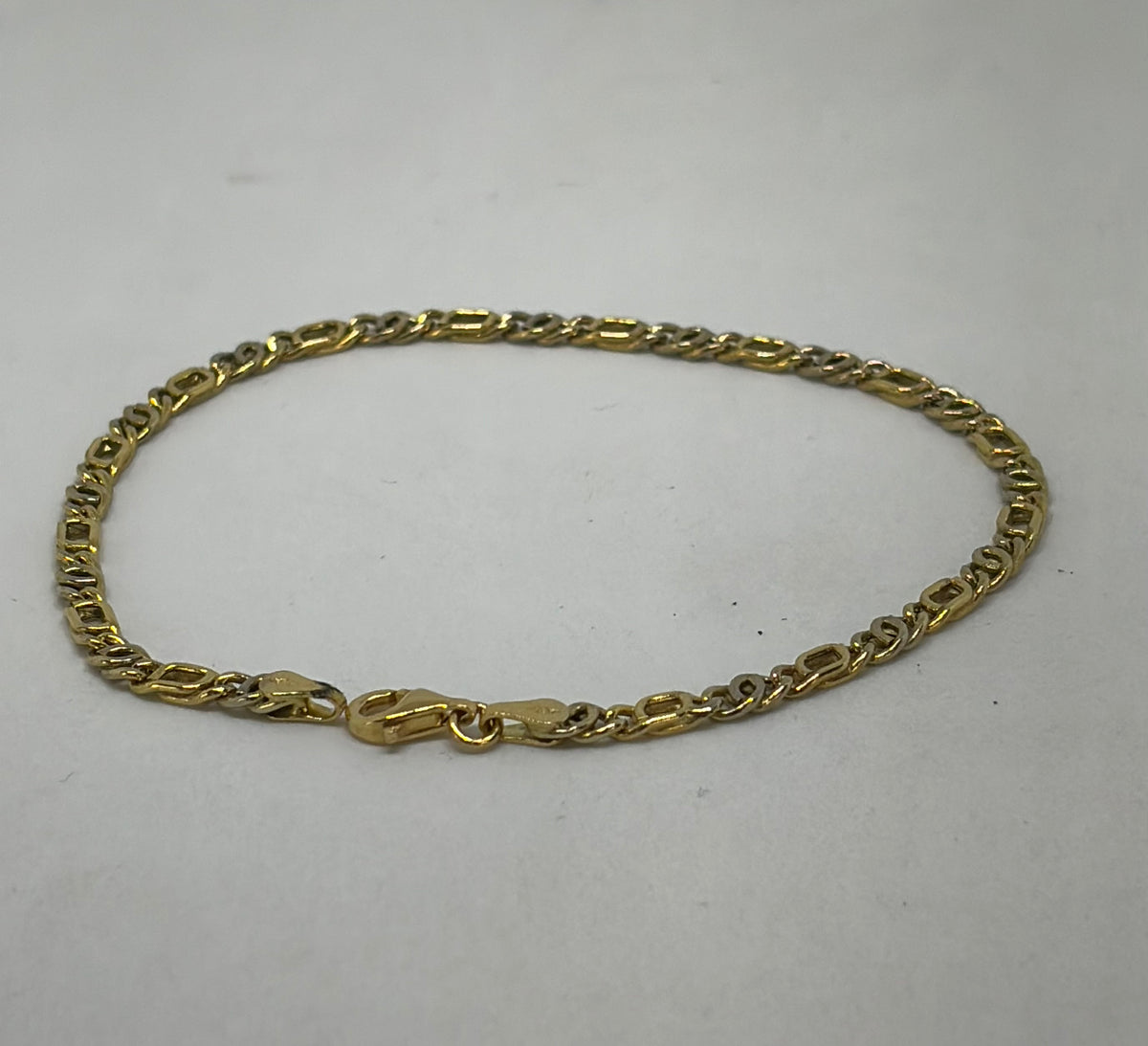 Bracciale in oro 750/1000 - 18 carati colore giallo - 20 centimetri - BO013