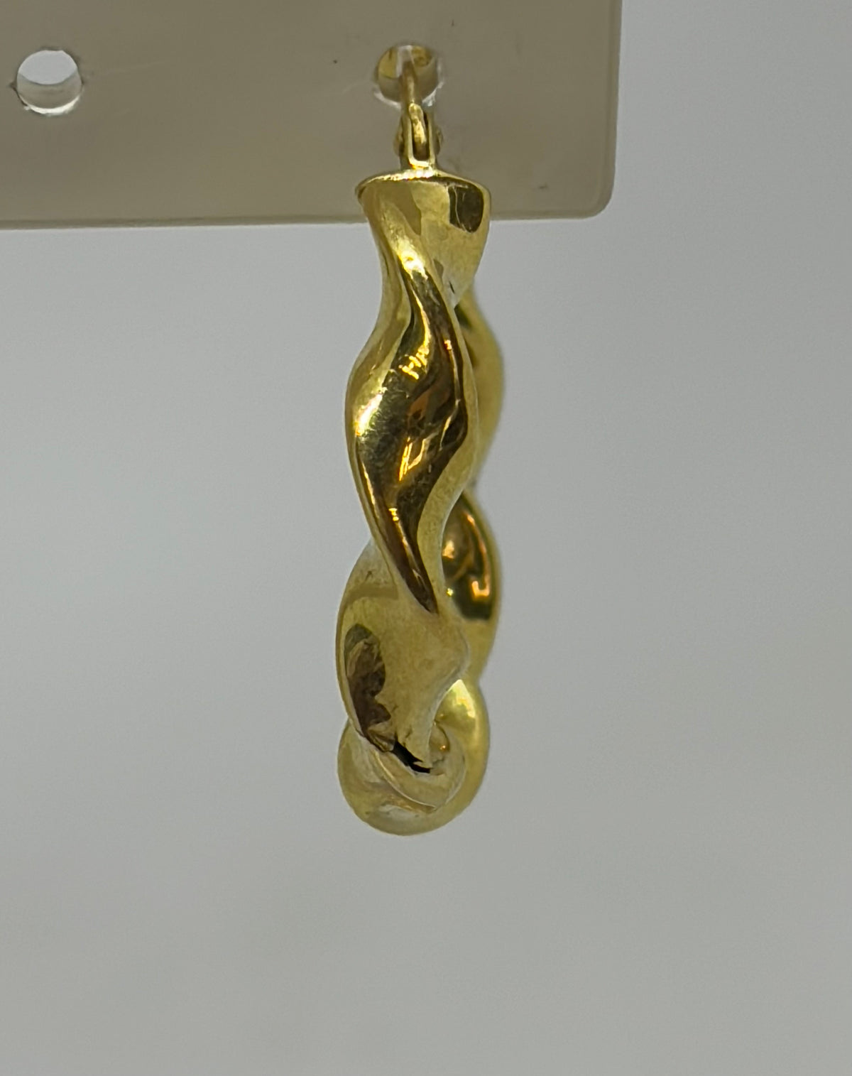 Orecchini in oro 750/1000 - 18 carati colore giallo lavorato - diametro 3,2 centimetri - OO020