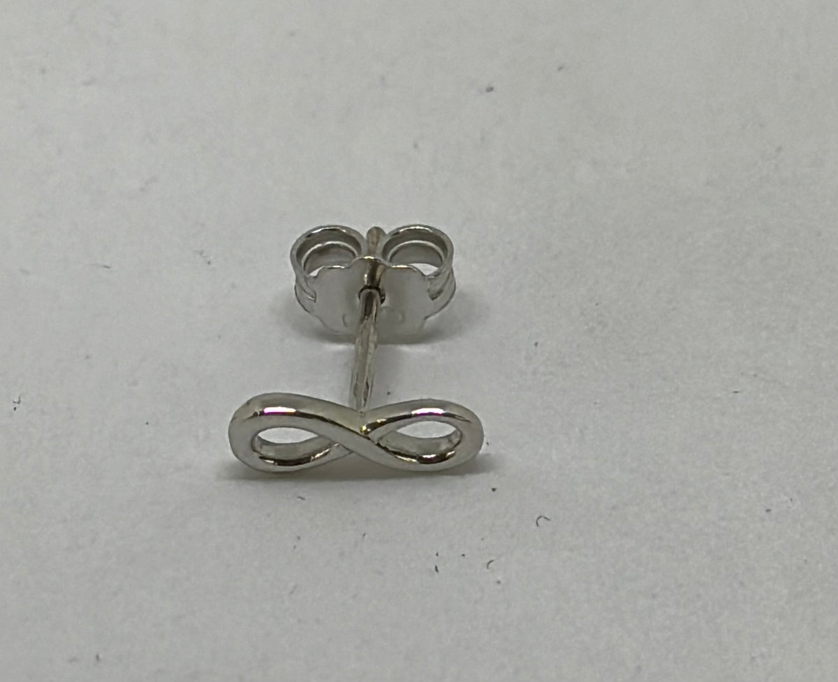 Orecchini in oro 750/1000 - 18 carati colore bianco con simbolo infinito - larghezza 1,0 centimetri - OO009