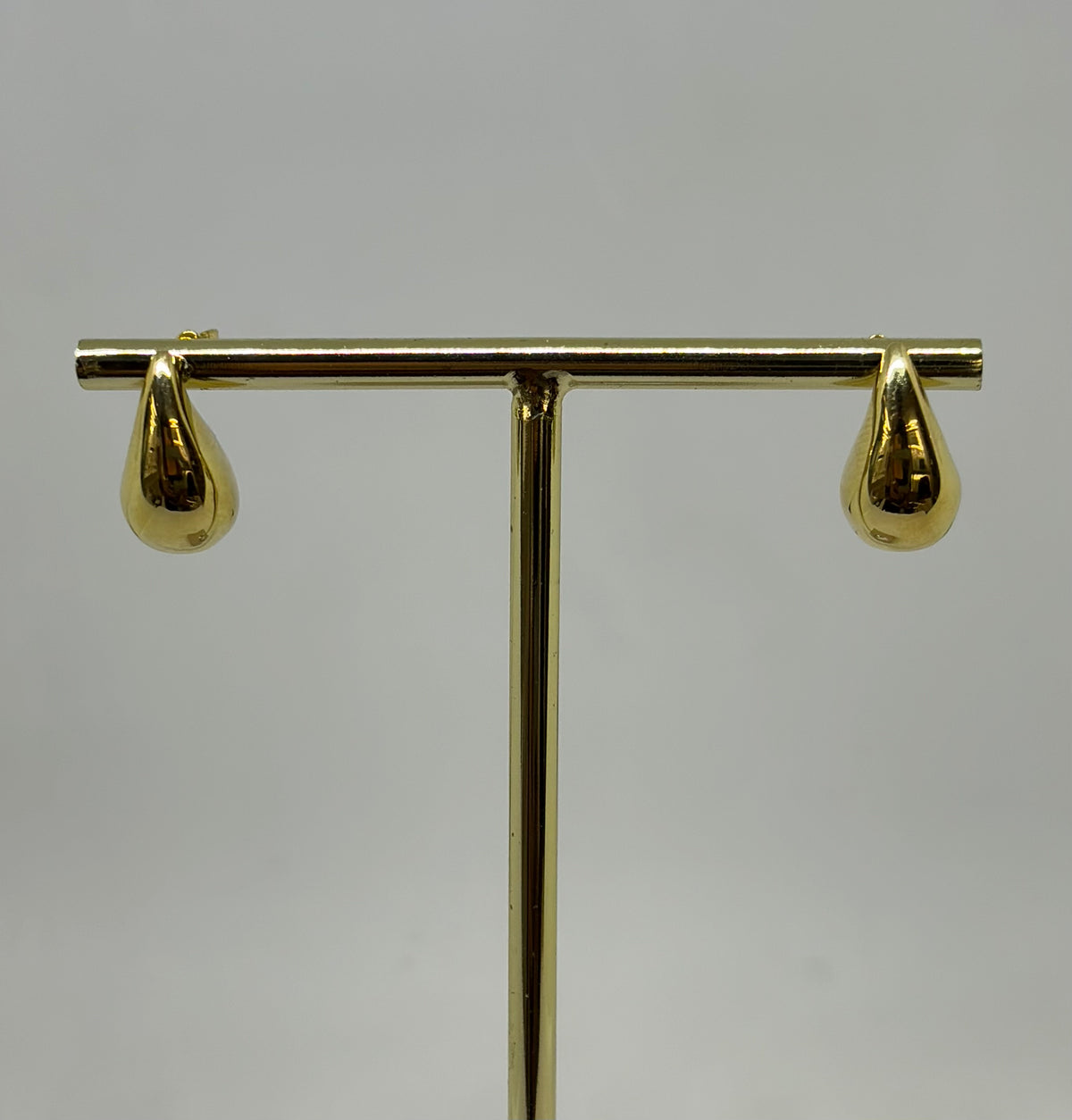 Orecchini in oro 750/1000 - 18 carati a goccia a lobo colore giallo - altezza 1,6 centimetri - OO001