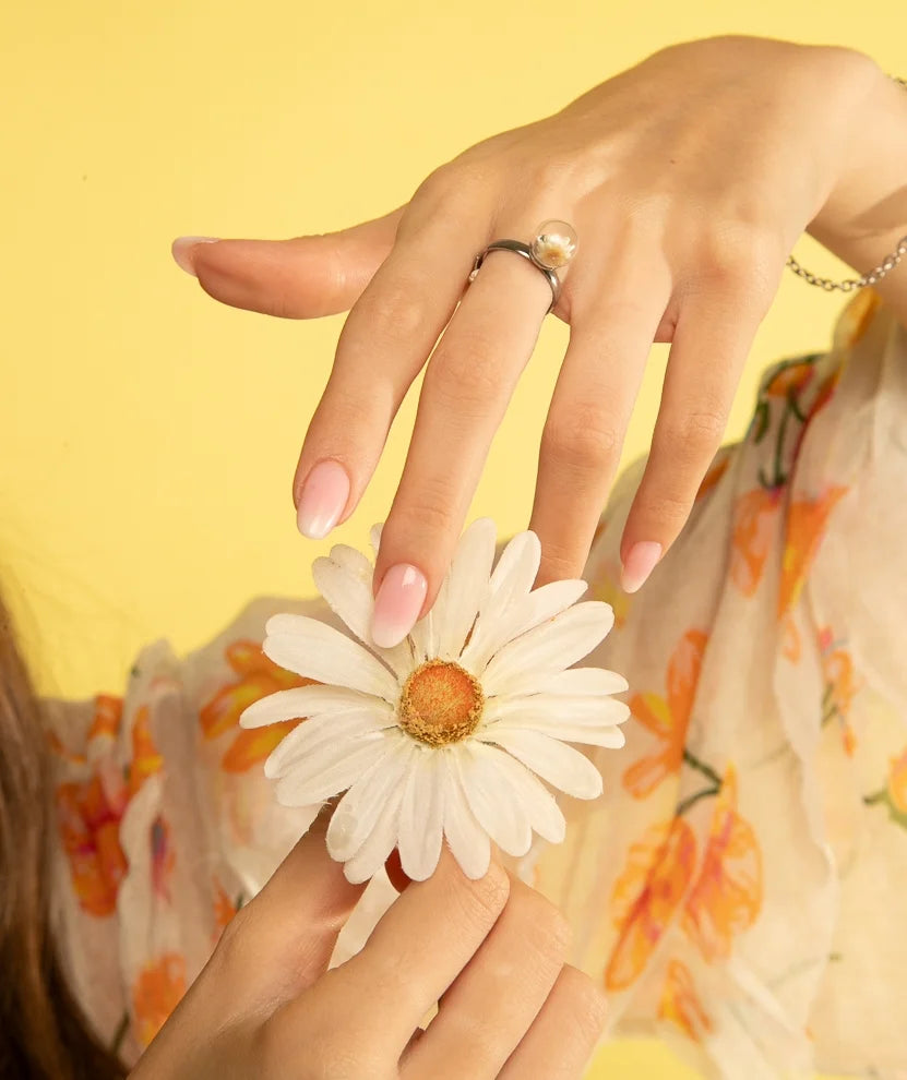 Anello in Acciaio Mad Tea collezione: Il giardino dei desideri - Margherita - Anello del sorriso