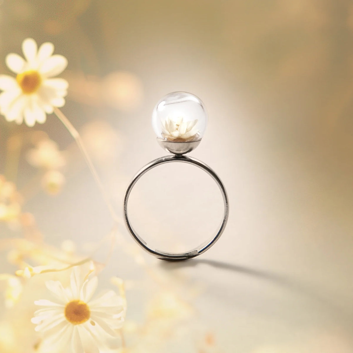 Anello in Acciaio Mad Tea collezione: Il giardino dei desideri - Margherita - Anello del sorriso