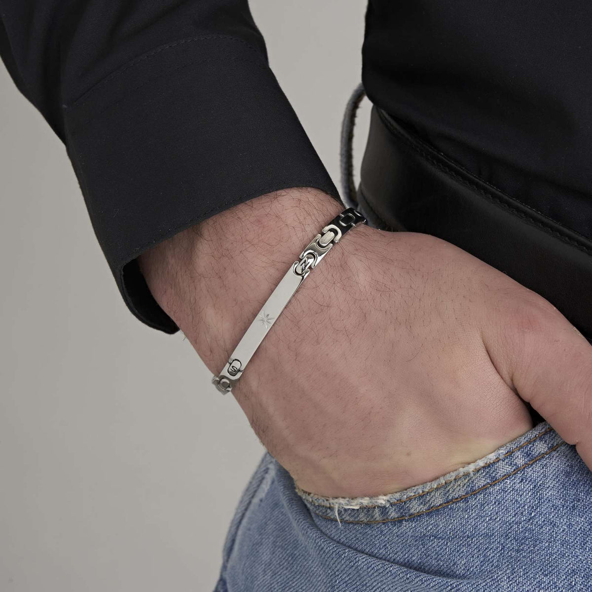 Bracciale in acciaio Luca Barra-BA1020