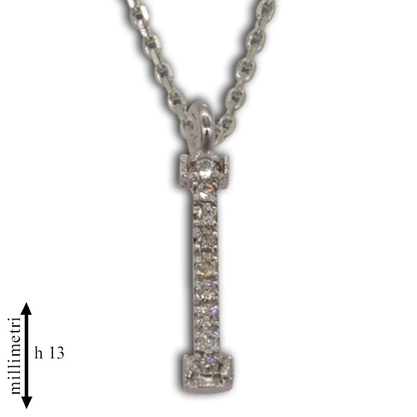 Collana in oro con pendente oro e diamanti lettera grande
