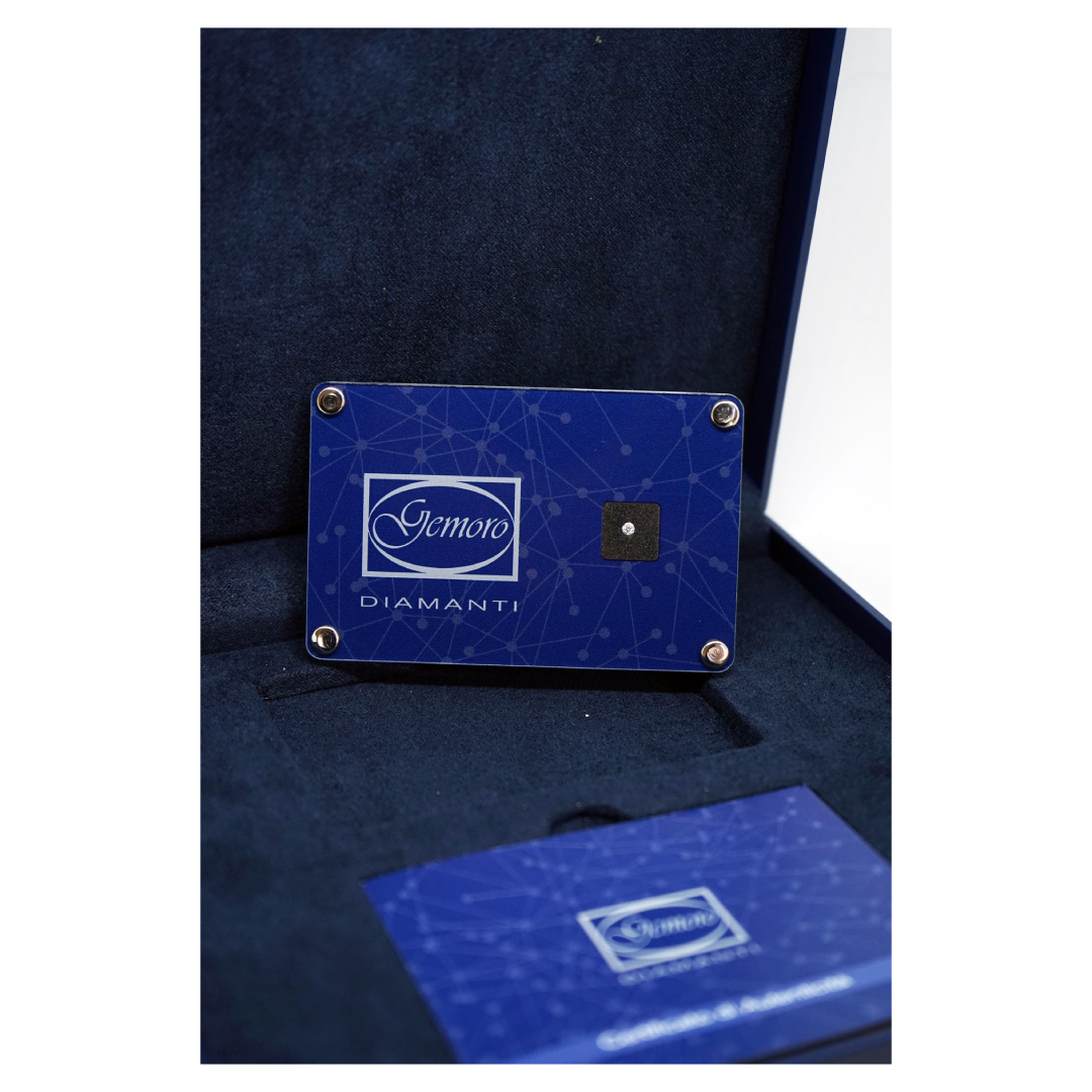 Diamante naturale blisterato